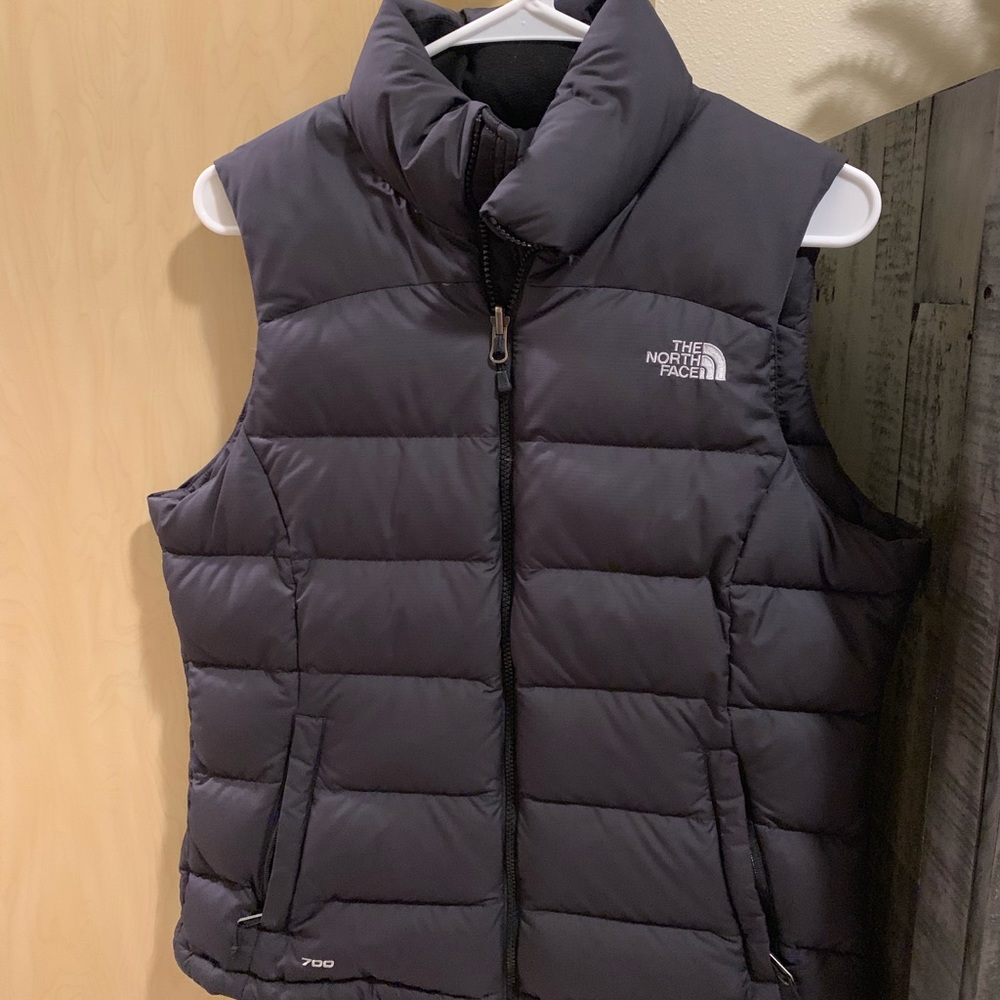 Womans North Face 700 count puffer best